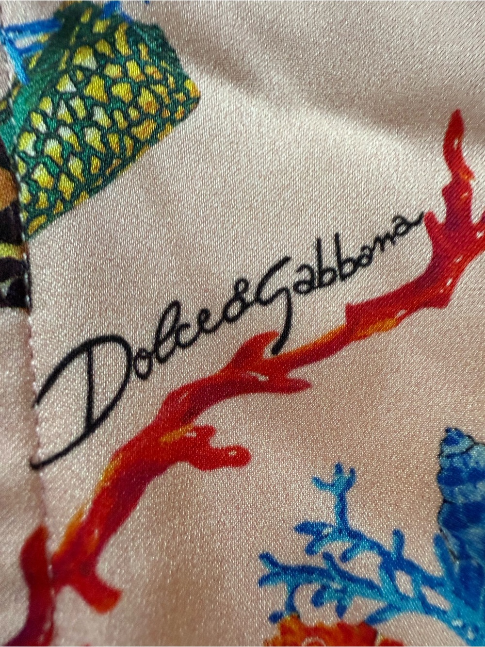 Dolce and Gabbana Pink Floral Coral-Print Sheath Dress with Black Accents - Picture 3 of 5